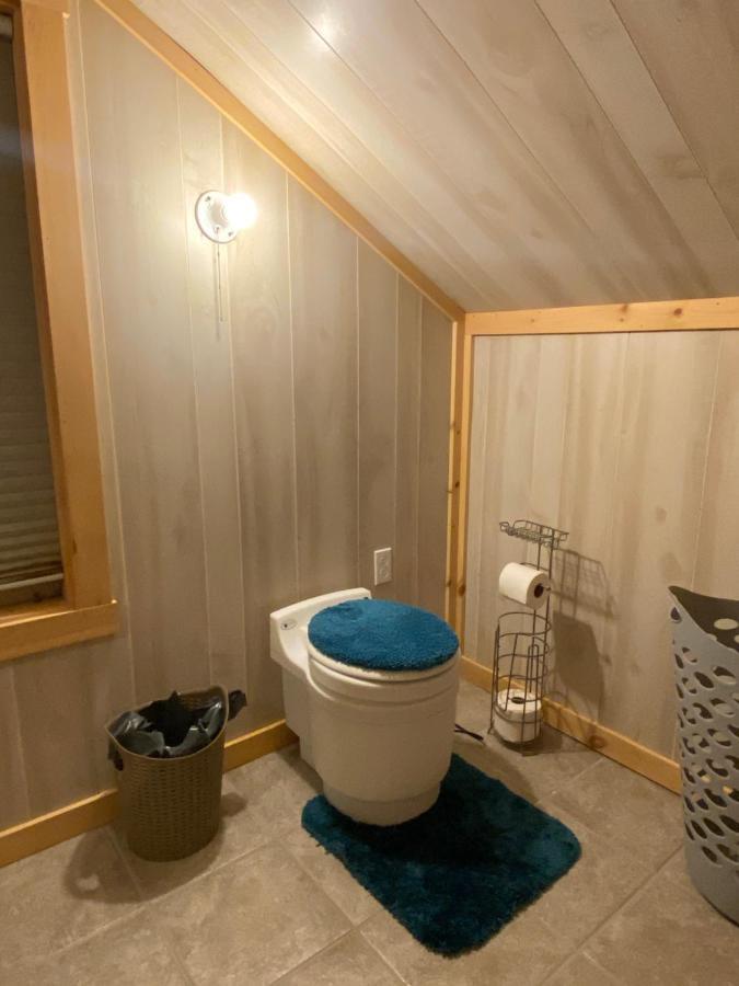 Charming Studio In-Law On Great East Lake Acton Ngoại thất bức ảnh
